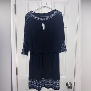 Elegant Black and Blue Patterned Dress